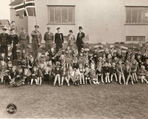 Norskir-hermen og born